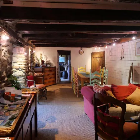 Et Maison D Hotes A La Placette Albigeoise Pres D Albi 住宿加早餐酒店
